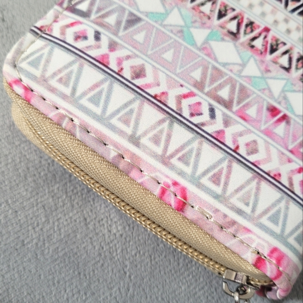 Patterned Zip-Around Wallet - Picture 14 of 16